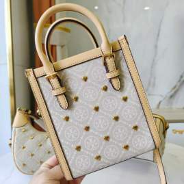 Picture of Tory Burch Handbags _SKUfw237706080fw